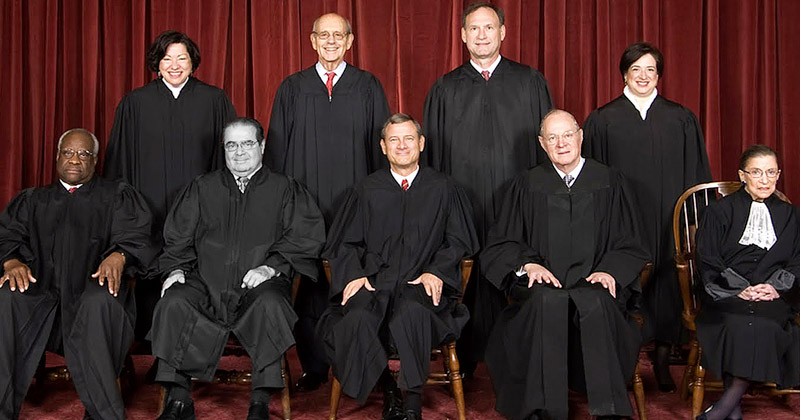 أعضاء المحكمة العليا