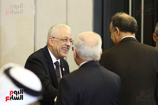 صور طارق شوقى يستعرض خطة تطوير التعليم مع وفد من وزراء الدول العربية (8)