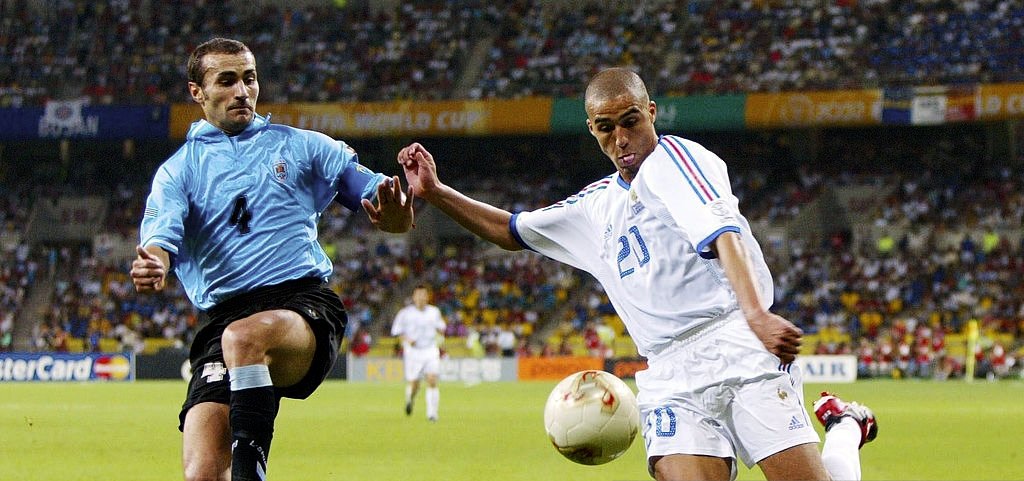 مباراة فرنسا واوروجواى 2002