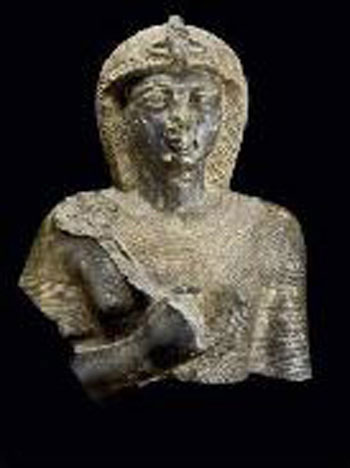 معروضات-الكنوز-الذهبية-المصرية-(50)