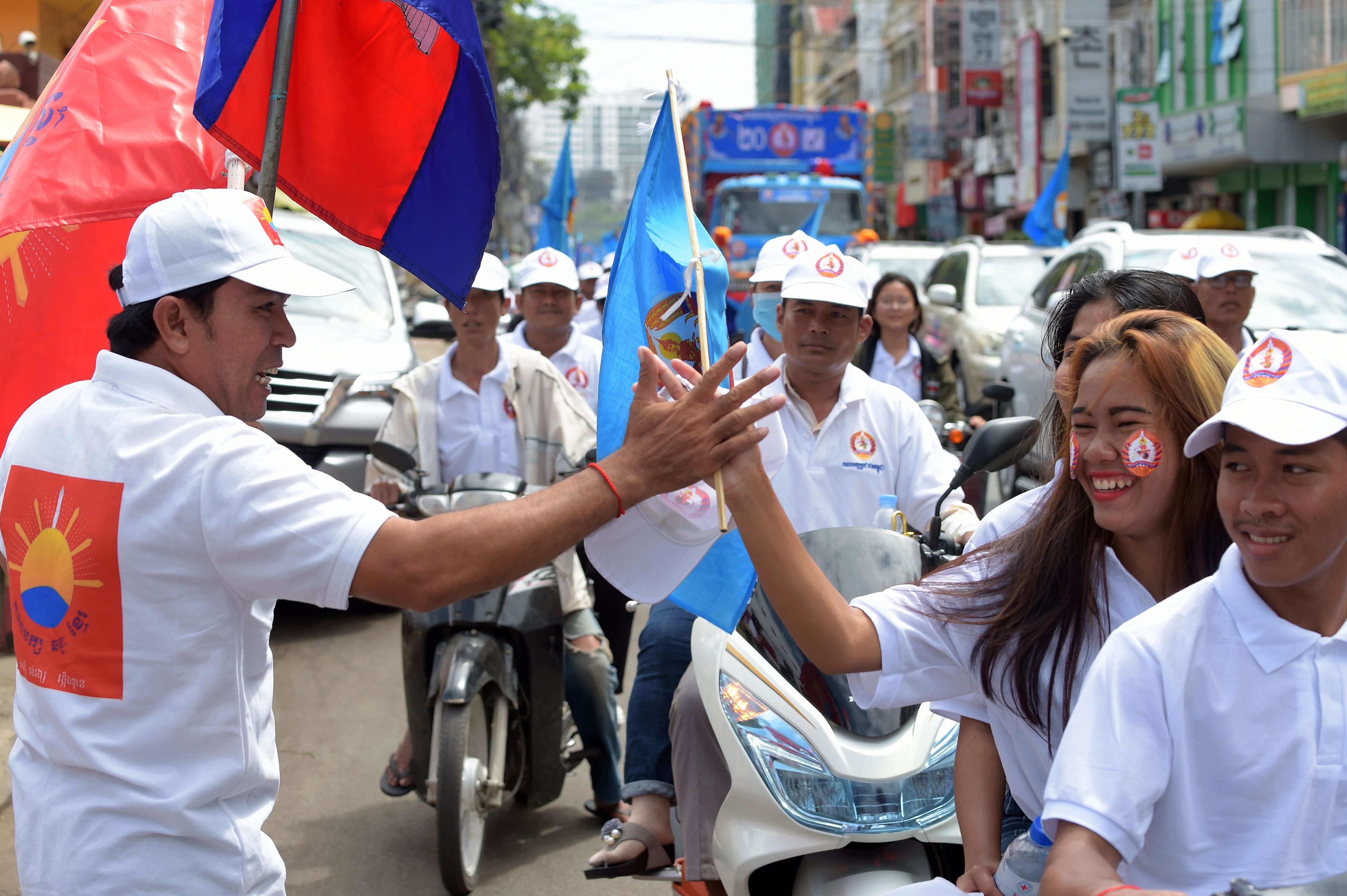 جانب من الحملة الانتخابية لرئيس وزراء كمبوديا