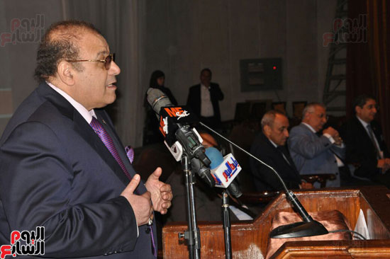 حسن راتب، رجل الأعمال ورئيس مجلس أمناء جامعة سيناء (2)