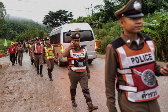 تايلاند تواصل إنقاذ أطفال الكهف بعد إخراج 4 أشخاص 