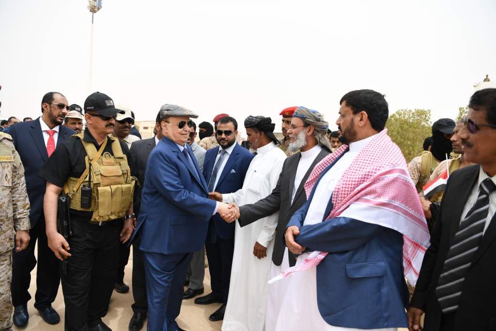 رئيس اليمن يصل المهرة لإطلاق مشروعات إعادة الإعمار بدعم من السعودية (7)