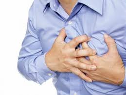 الجوز يقلل من خطر امراض القلب والسكتات الدماغية