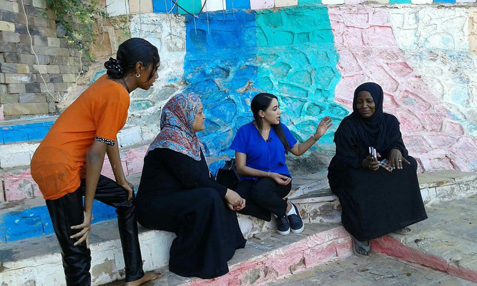 فريق الرحالة المصرى مع أبناء النوبة فى أسوان فريق الرحالة المصرى مع أبناء النوبة فى أسوان
