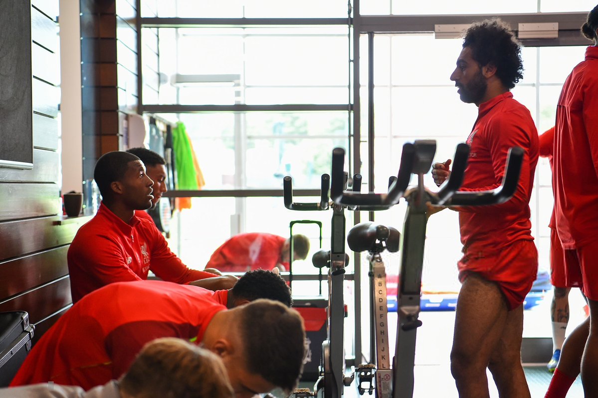 محمد صلاح في تدريبات ليفربول (7)