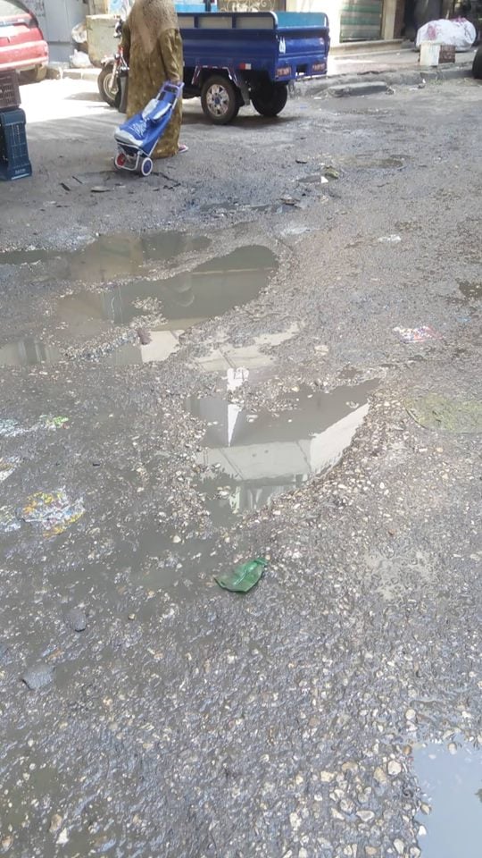 انتشار مياه الصرف الصحى بشارع الأصبغ بالزيتون (6)
