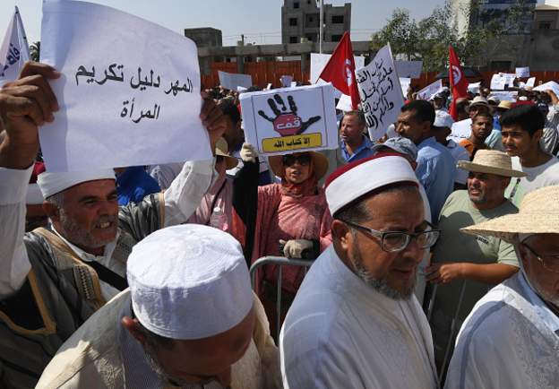 احتجاجات فى تونس على المساواة