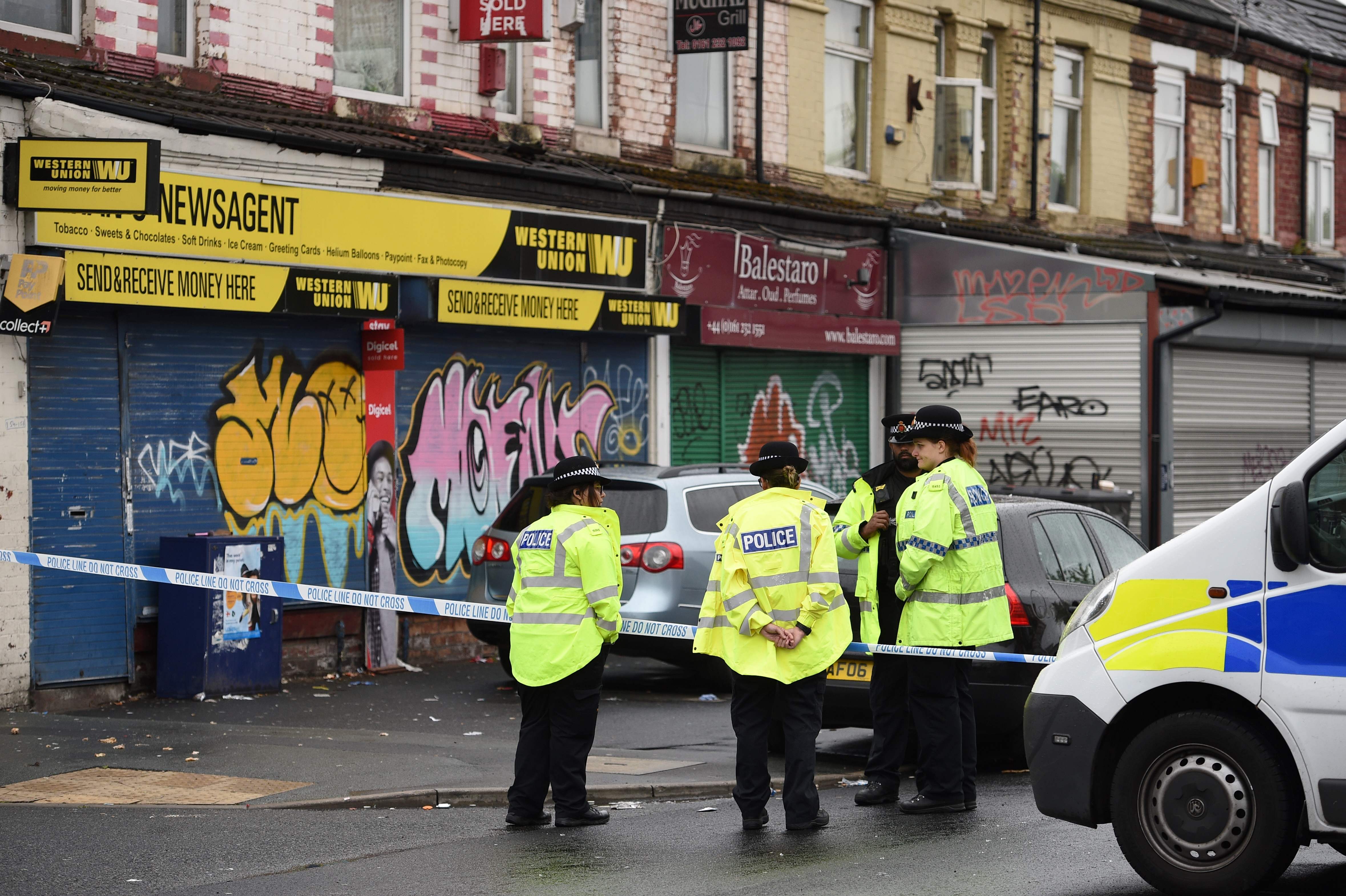 انتشار مكثف لقوات الشرطة البريطانية فى مانشستر بعد حادث إطلاق النار
