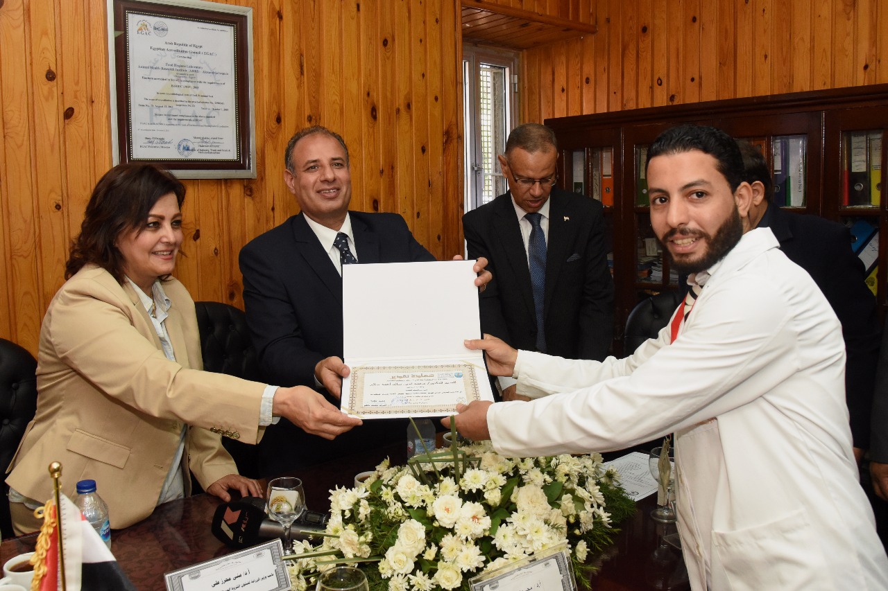 تكريم العاملين