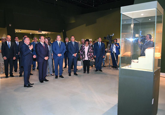 الرئيس-السيسي-يفتتح-متحف-سوهاج-القومى-بتكلفة-72-مليون-جنيه-(6)