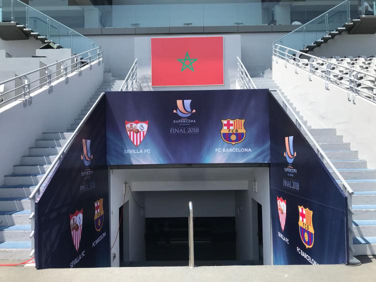 ملعب طنجة جاهز لاستقبال مباراة اشبيلية ضد برشلونة