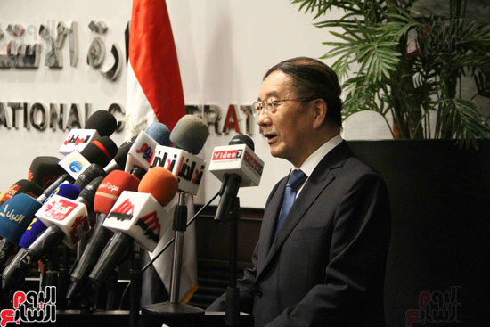  توقيع مصر والصين  الخطابات المتبادلة لمنحة تنفيذ مشروع إنشاء القمر الصناعى مصر -سات 2 (13)