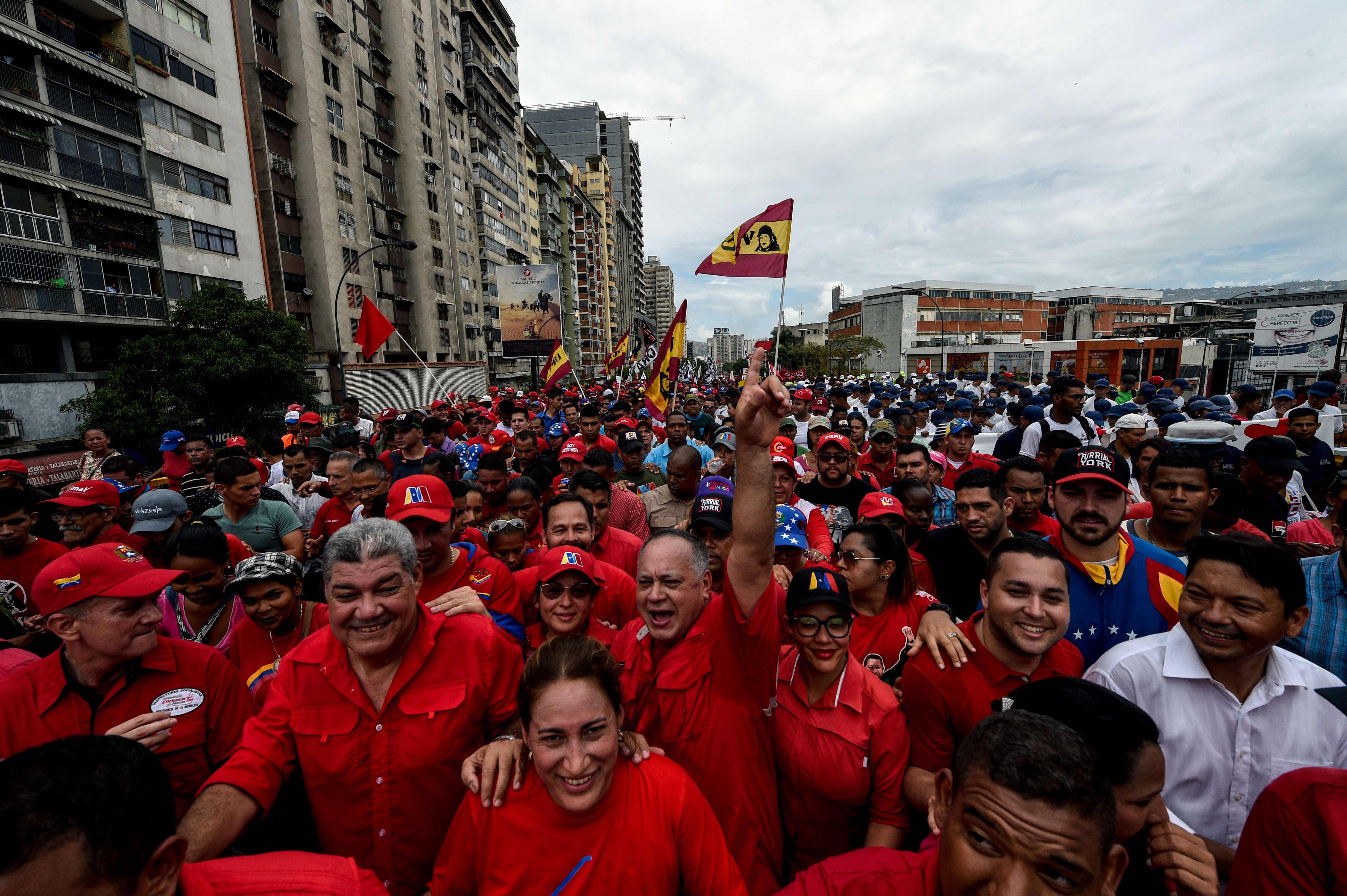 جانب من مسيرات دعم مادورو 