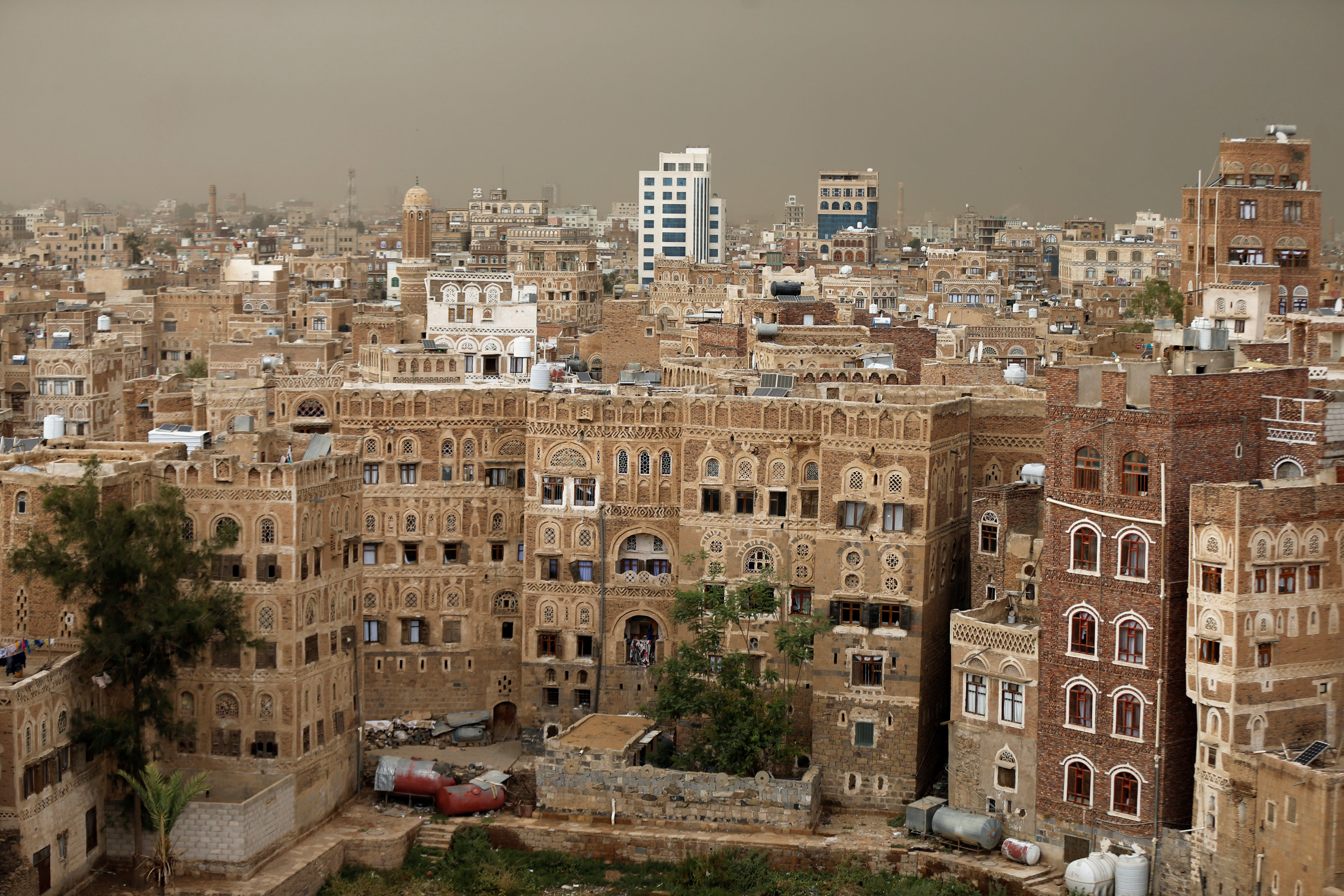 المبانى فى مدينة صنعاء القديمة قبل الحرب