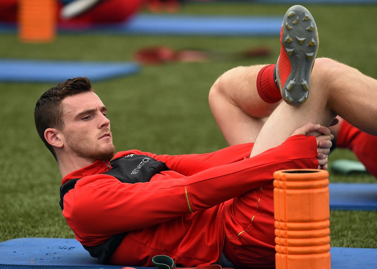 تدريبات الريدز فريق صلاح