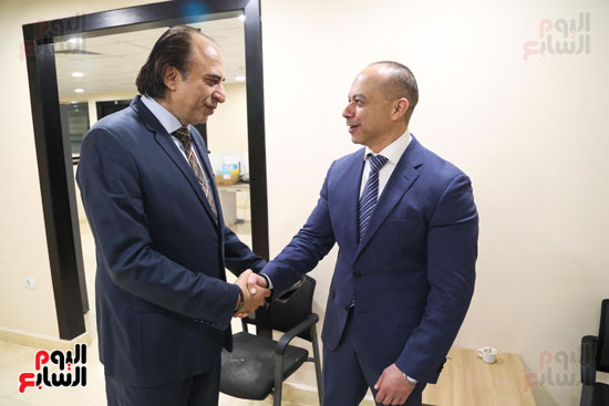 صورة تذكارية مع رئيس مجلس إدارة إعلام المصريين