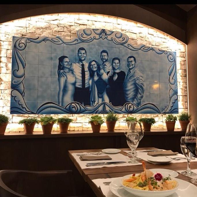 الجدارية بمطعم والدة رونالدو