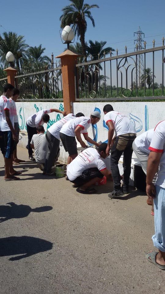  50 شاب باسنا يشاركون بحملات تجميل وتنظيف المدينة