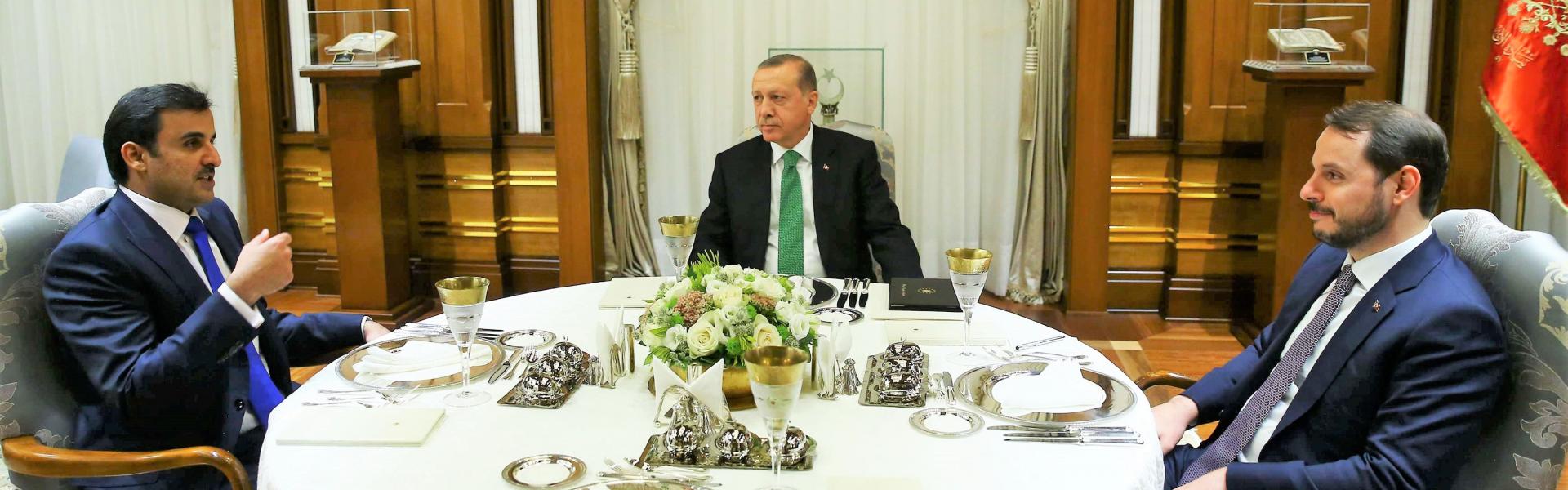 أردوغان يترأس جلسة بين تميم ووزير تركى
