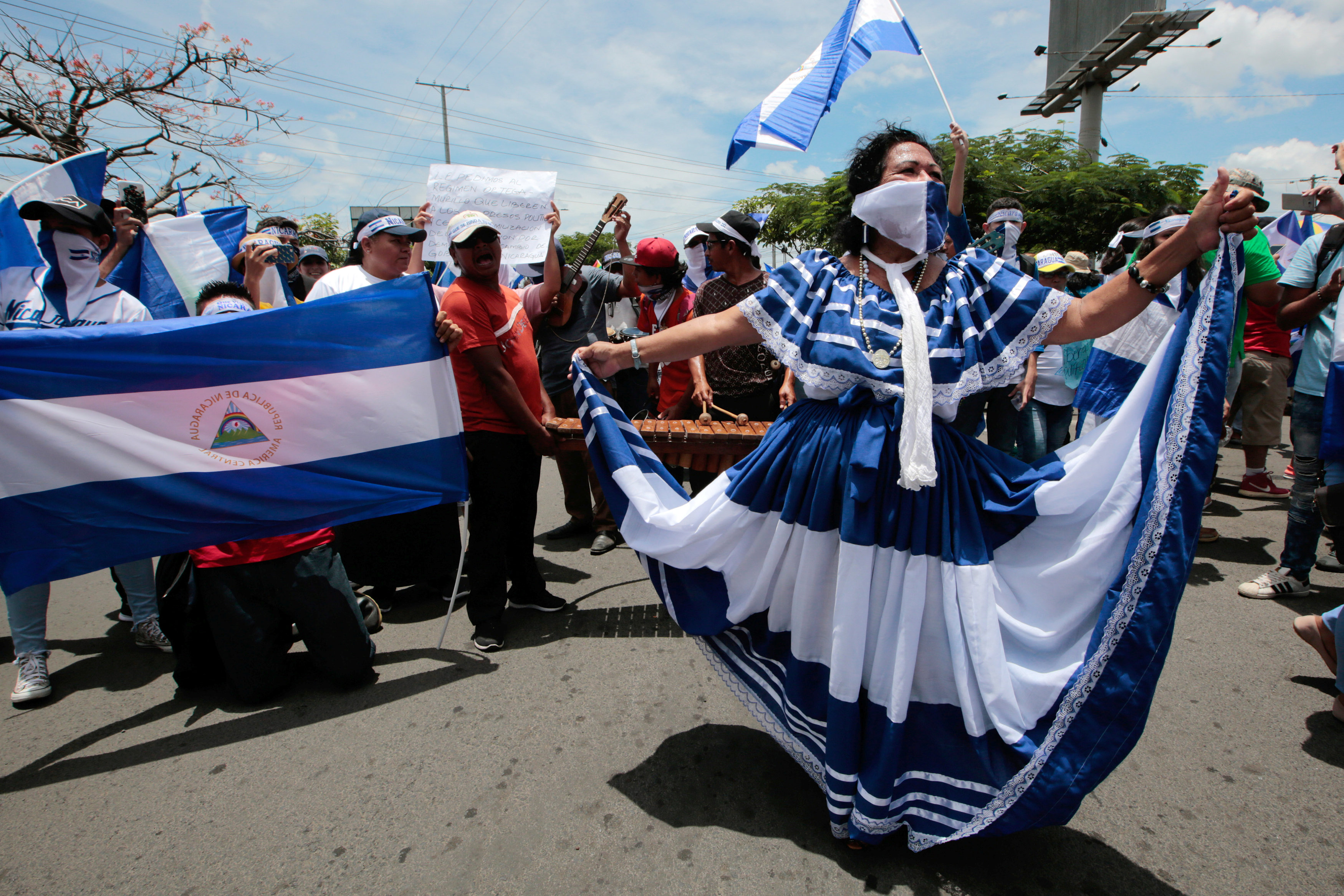 معارضى الرئيس يحتجون فى شوارع نيكاراجوا