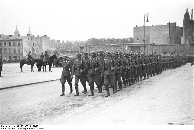 الجيش الألماني في العاصمة البولندية وارسو