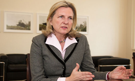 وزيرة خارجية النمسا كارين كنيسل