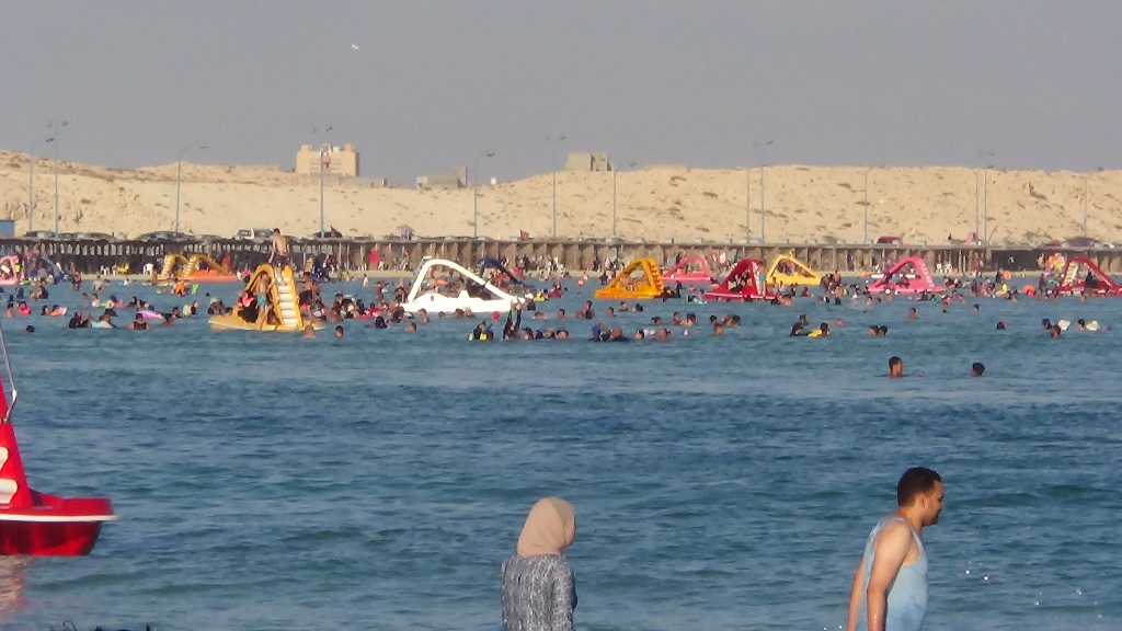 شاطئ روميل أشهر شواطئ مدينة مرسى مطروح