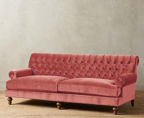 الاثاث الملون