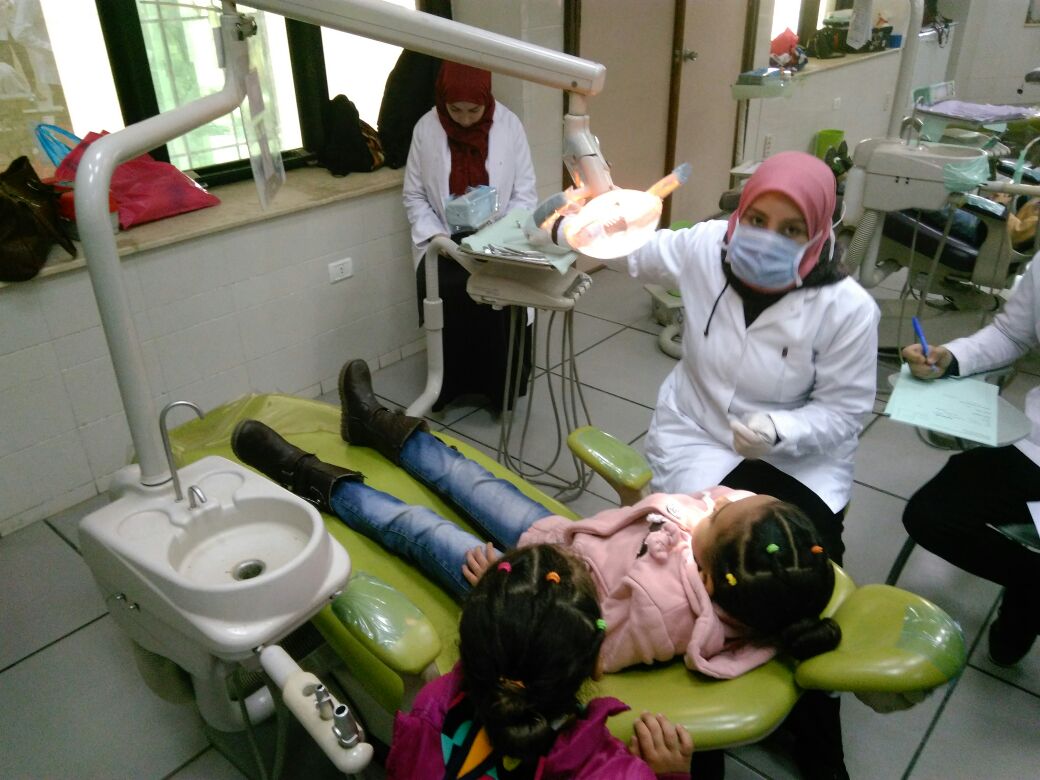 صور اليوم السابع داخل عيادات كلية طب أسنان عين شمس طوابير
