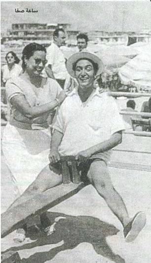 محمد فوزي مع مديحة يسري في المراجيح