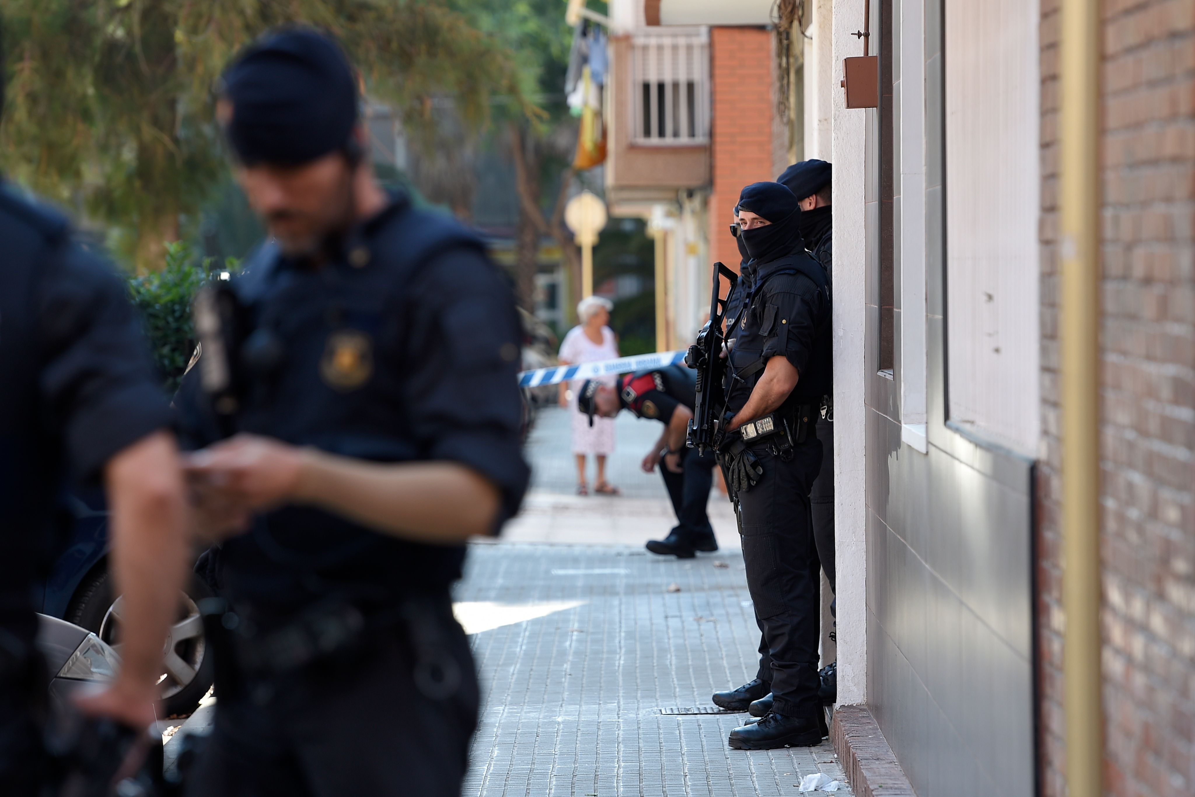 قوات الأمن الأسبانية