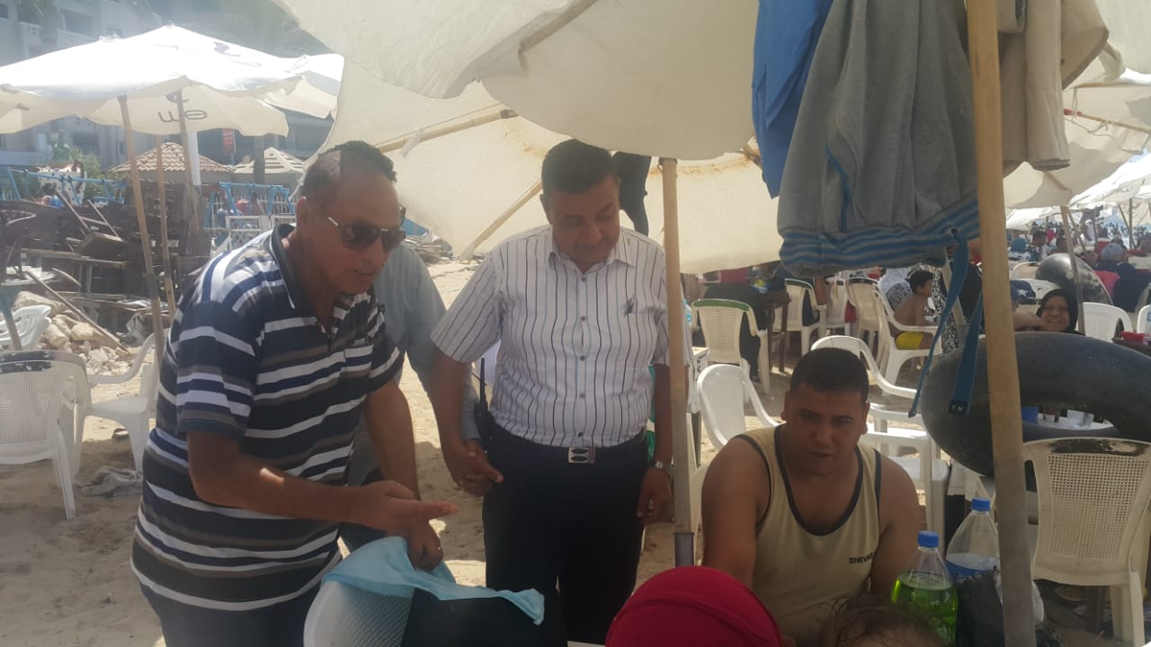 التفتيش على الشواطئ (1)