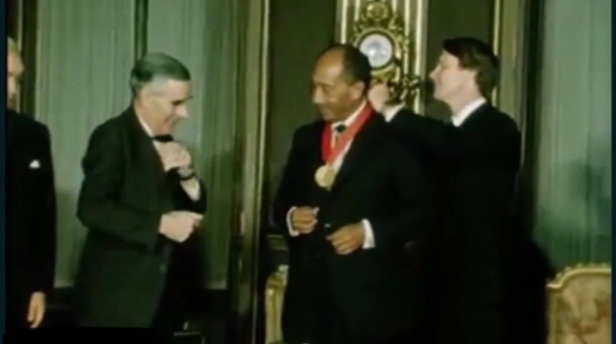حصول الرئيس المصرى الأسبق على جائزة نوبل للسلام