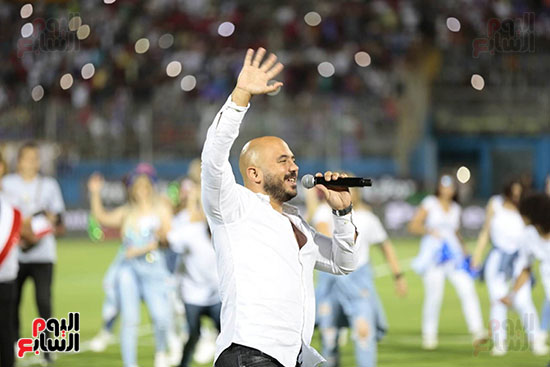 محمود العسيلى فى حفل افتتاح السوبر الاماراتى