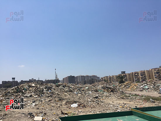 القمامة-ومخالفات-تحاصر-شارعى-الأمين-وناصر-بحى-المناخ-ببورسعيد-(17)