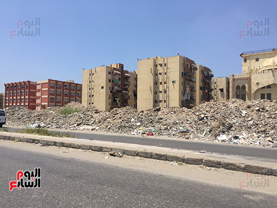 القمامة-ومخالفات-تحاصر-شارعى-الأمين-وناصر-بحى-المناخ-ببورسعيد-(11)