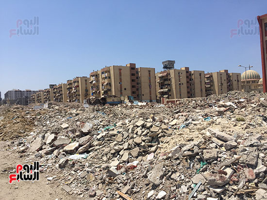 القمامة-ومخالفات-تحاصر-شارعى-الأمين-وناصر-بحى-المناخ-ببورسعيد-(15)