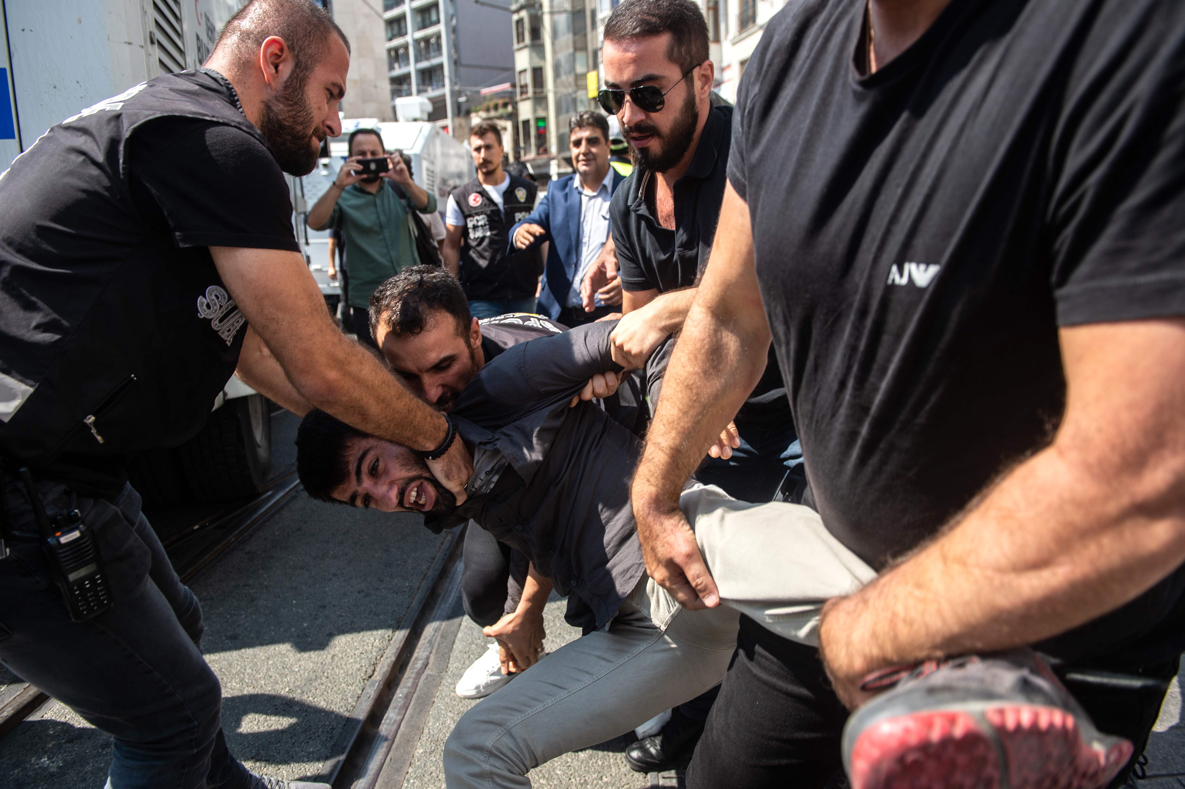  اعتداءات شرطة تركيا 