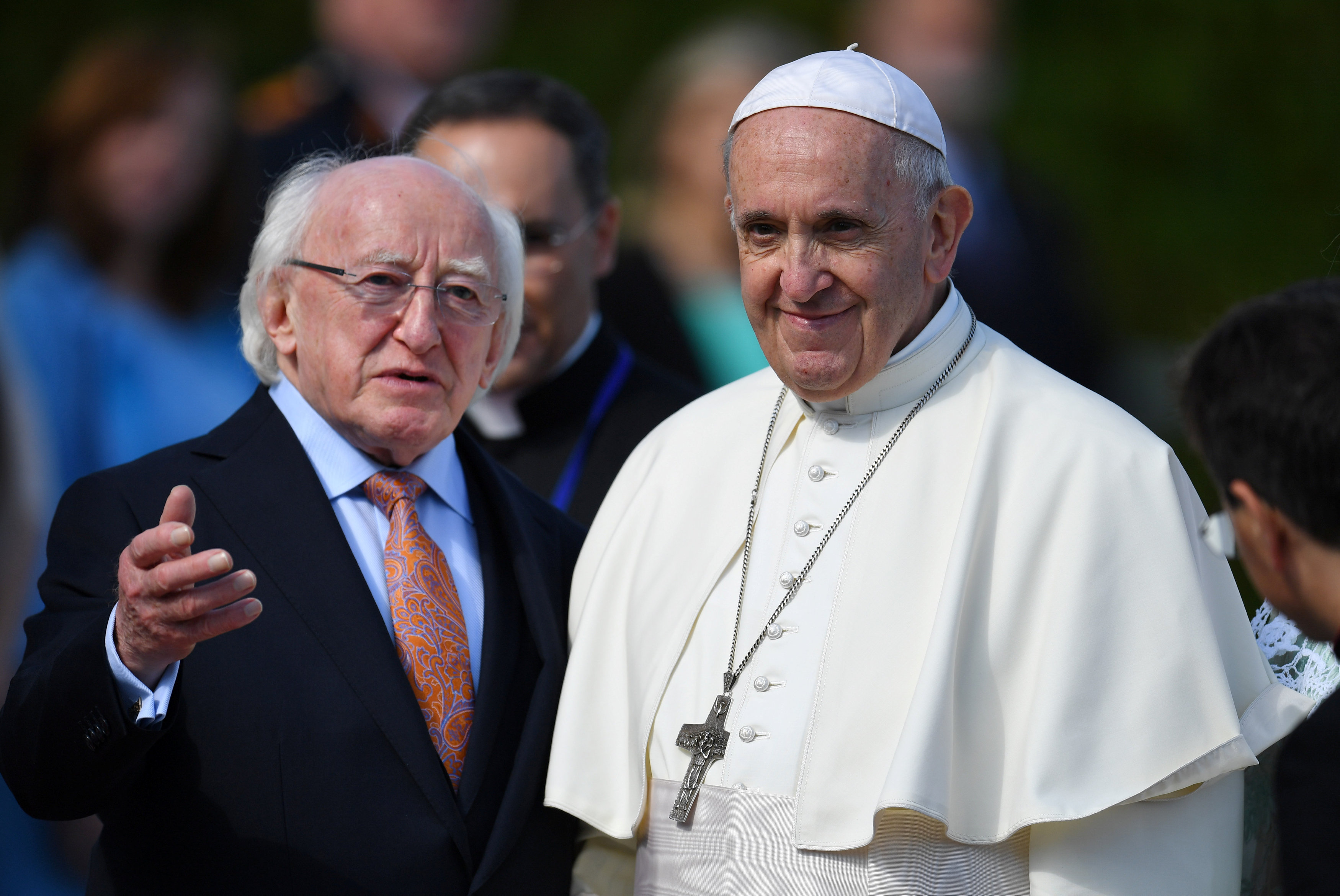 بابا الفاتيكان يلتقى برئيس أيرلندا بالعاصمة دبلن