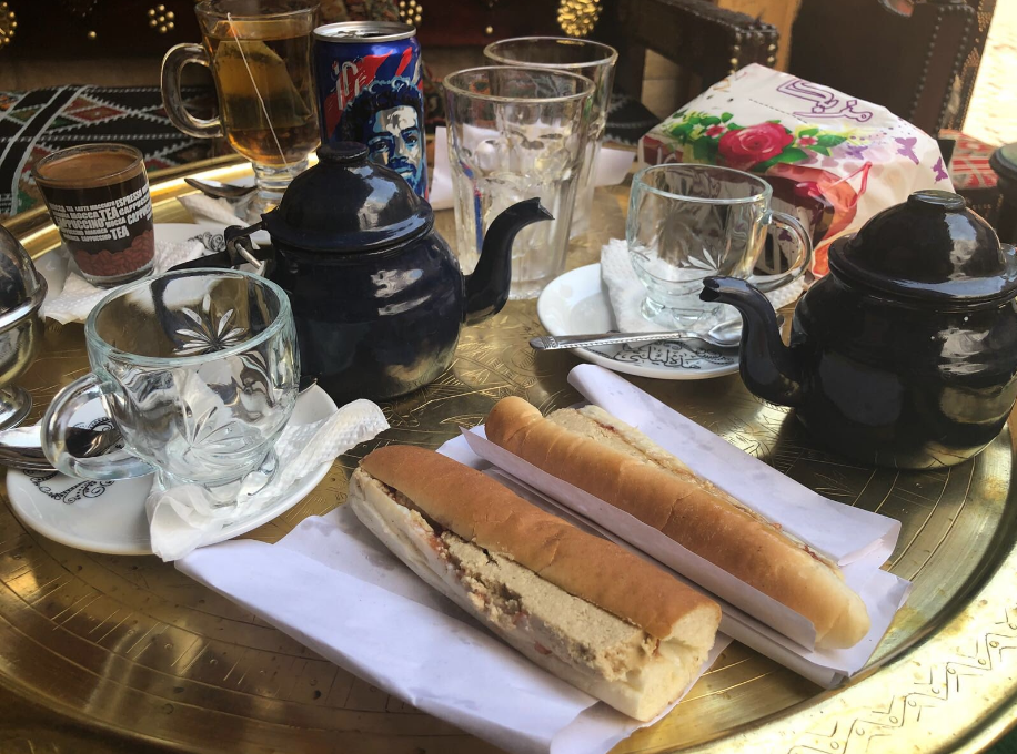 طعام جون كاسن