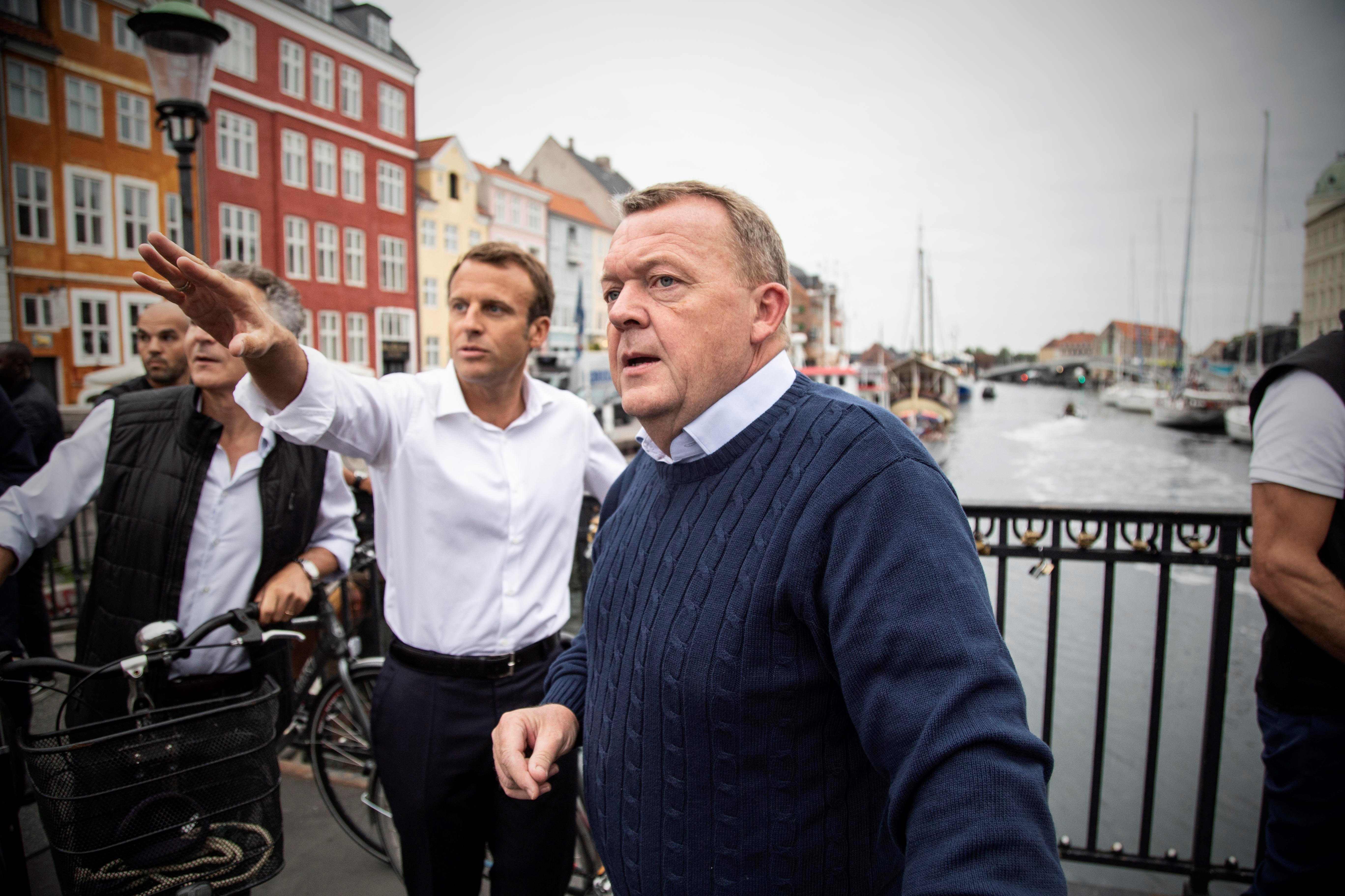 ماكرون مع رئيس وزراء الدنمارك ضمن الجولة