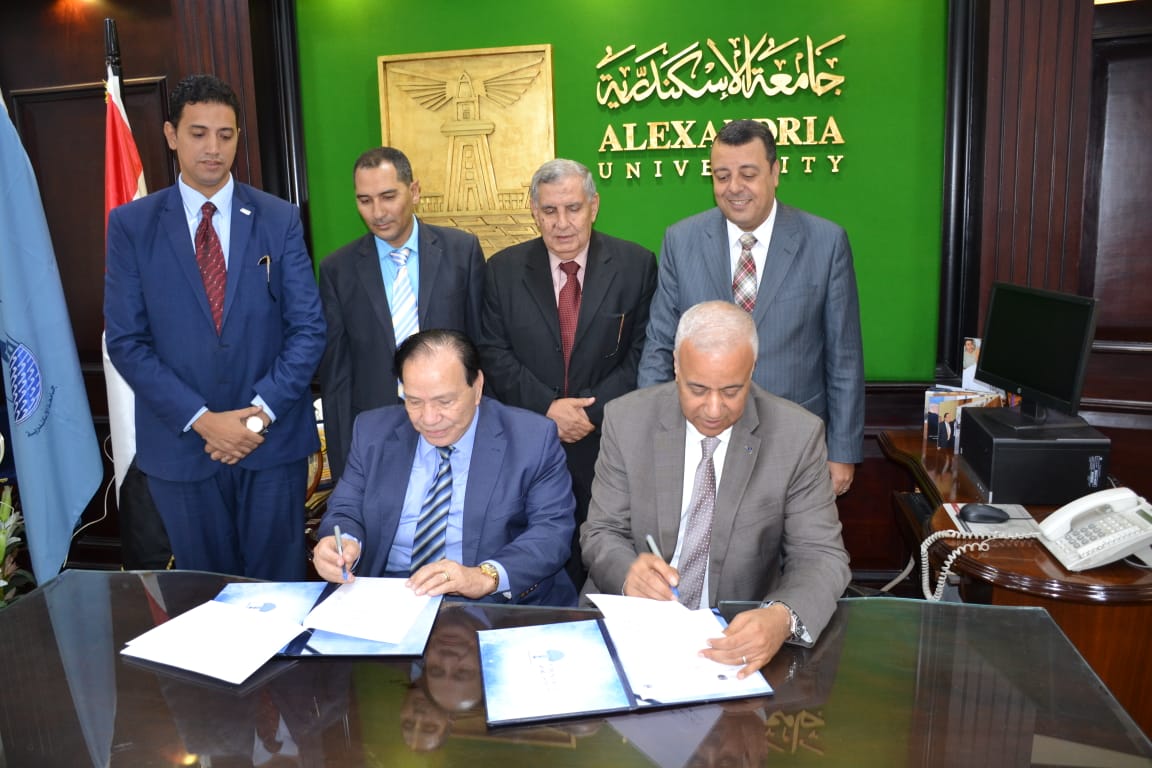 توقيع بروتوكول تعاون بين جامعة الإسكندرية وأكاديمية طيبة (1)