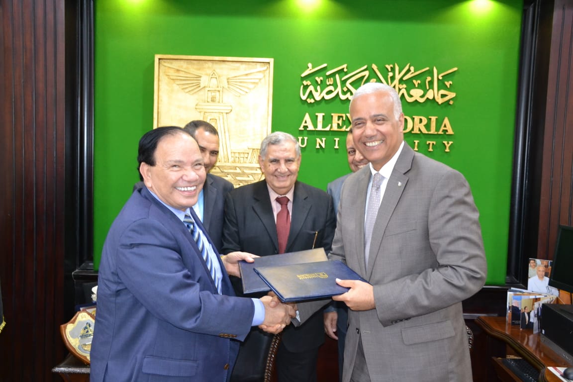توقيع بروتوكول تعاون بين جامعة الإسكندرية وأكاديمية طيبة (2)