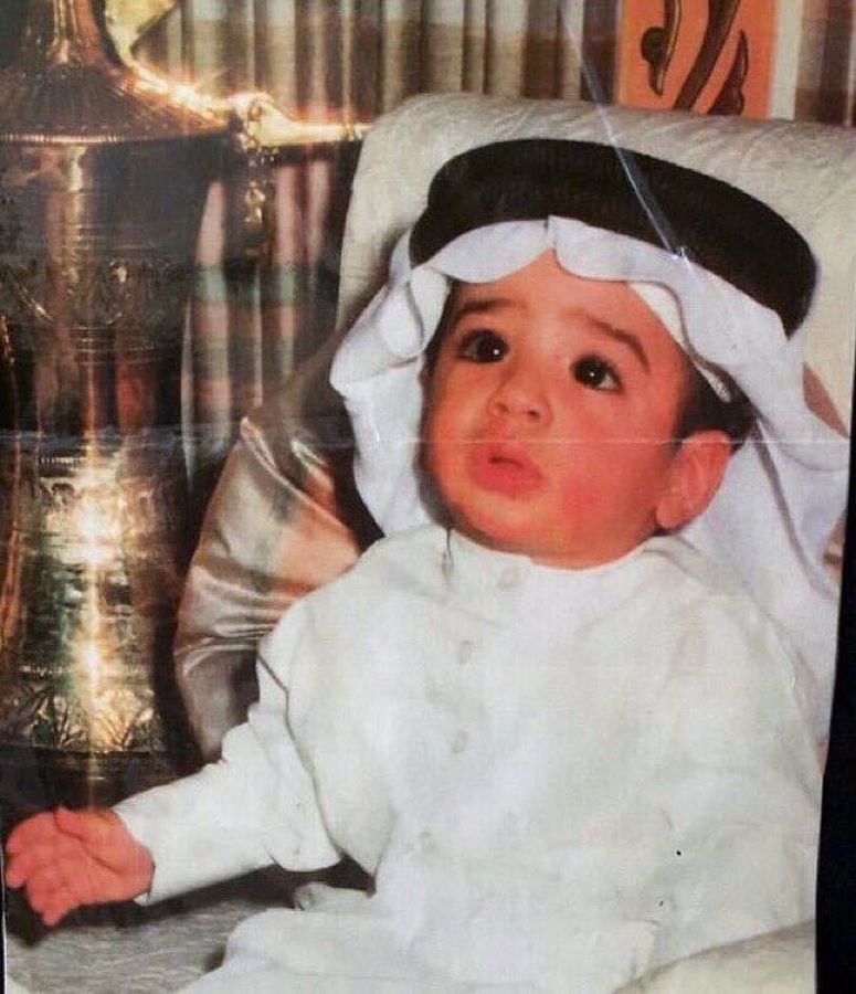 لقطة نادرة لولي العهد الأمير محمد بن سلمان في طفولته