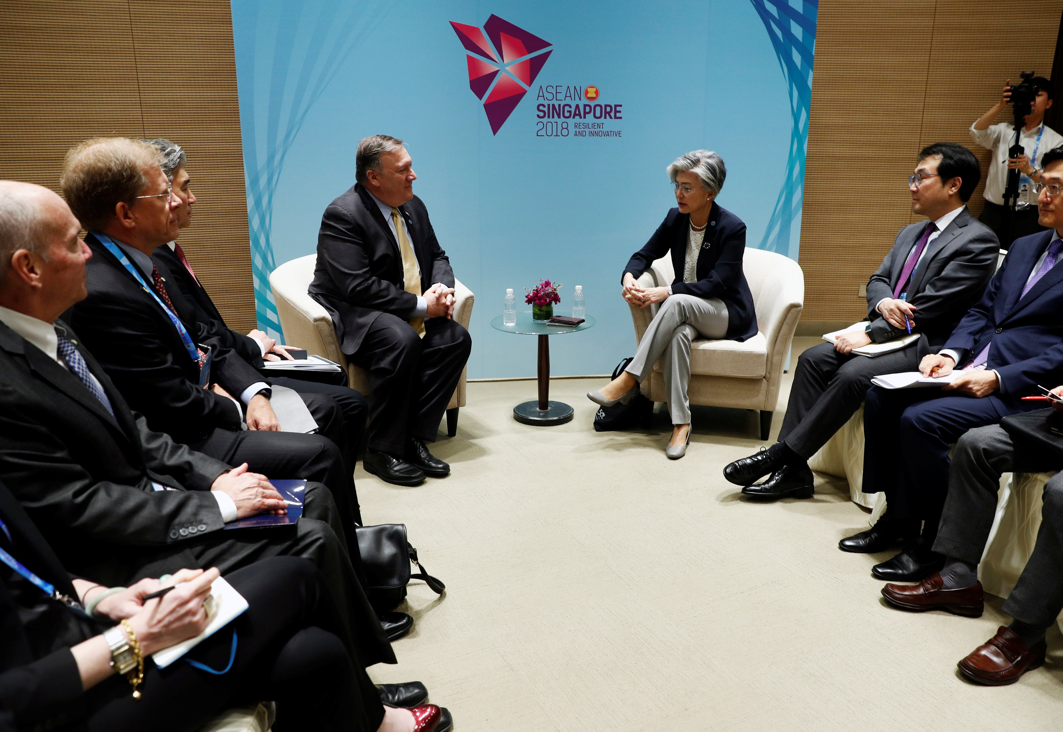 وزير الخارجية الأمريكى يعقد لقاء مع نظيرته الكورية الجنوبية