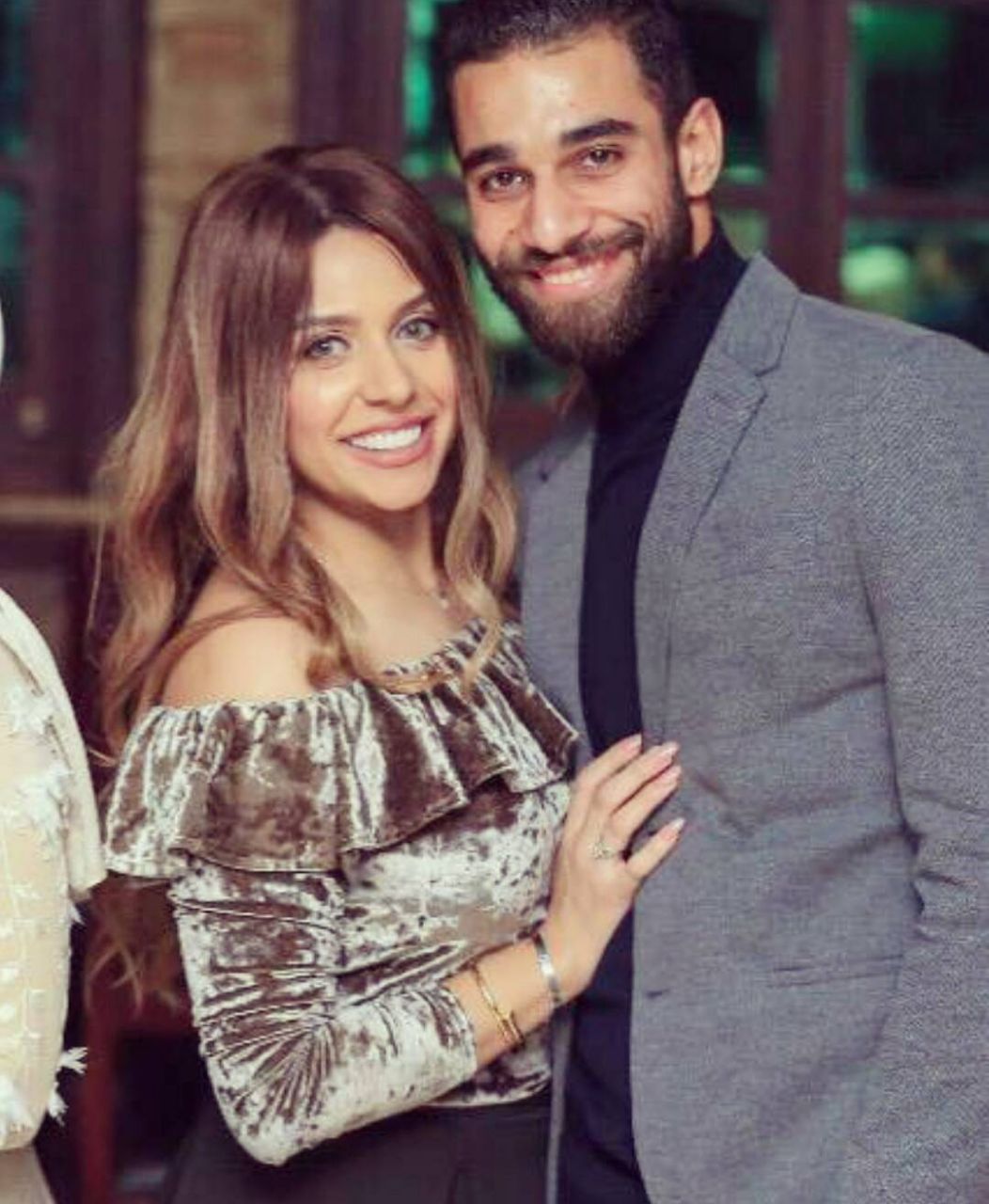 عمرو السولية و زوجته هدير