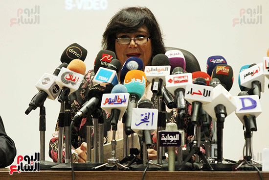 صور مؤتمر دار الكتب للإعلان عن مخطوطة نادرة بحضور وزيرة الثقافة (8)