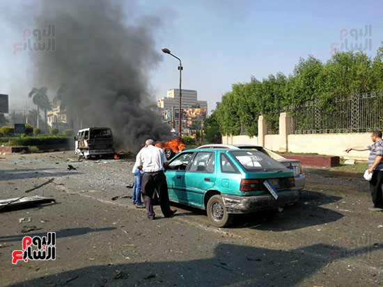 صور انفجار سيارة مطلع كوبرى اكتوبر (19)